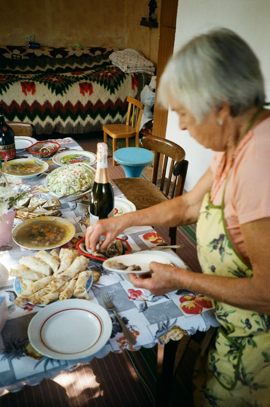 seniors sharing meal together